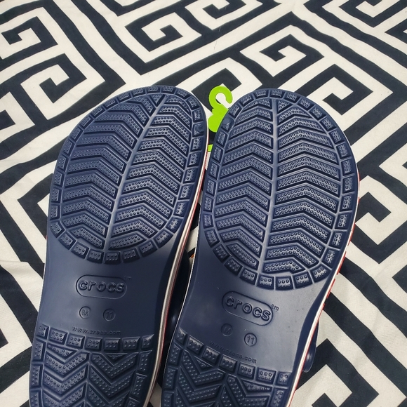 Men Crocs - Picture 3 of 3